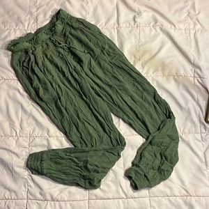 Aerie green Linen pants